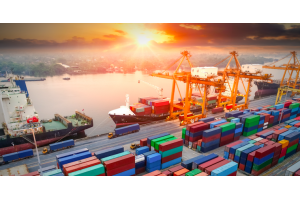 國際海運集裝箱依舊短缺，或?qū)⒊掷m(xù)到2022年