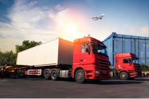 歐美供應(yīng)鏈困難加劇，卡車司機嚴(yán)重短缺