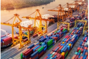 如何選擇合適的國(guó)際貨運(yùn)代理商?